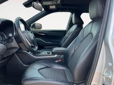 2023 Toyota Highlander XSE