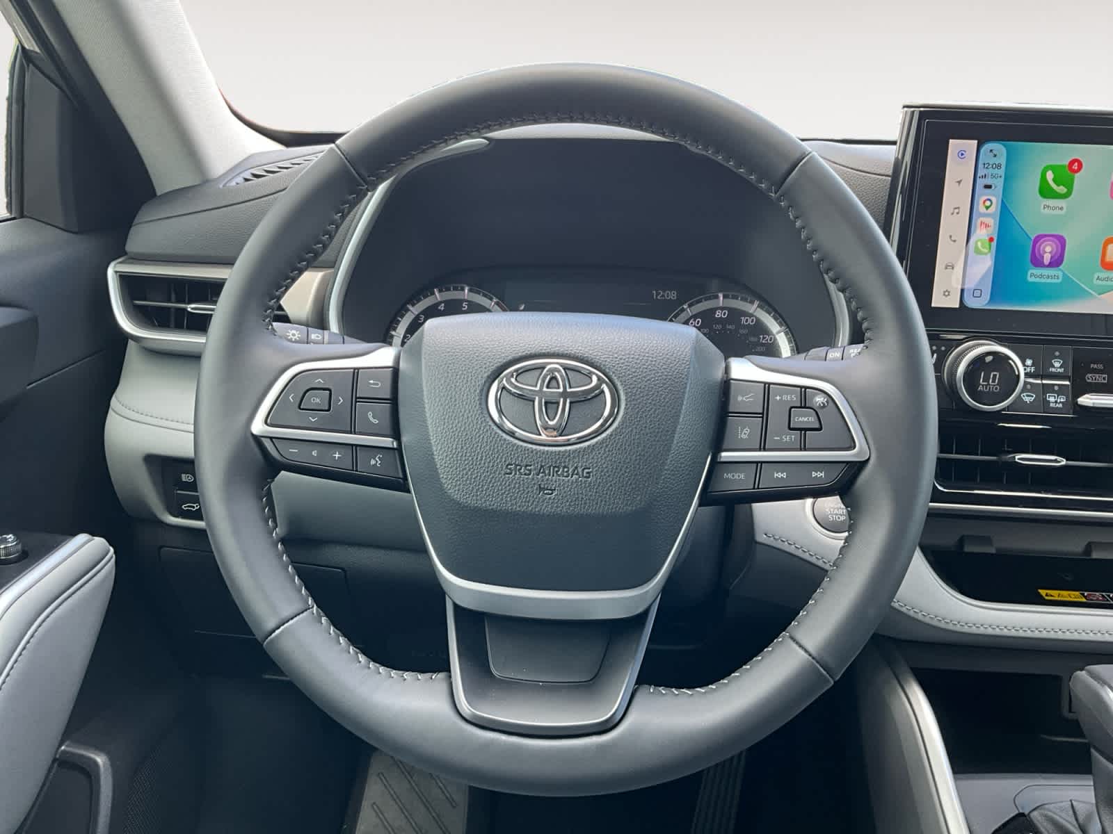 2026 Toyota Highlander XLE