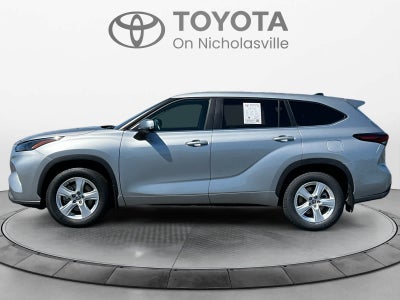 2024 Toyota Highlander LE