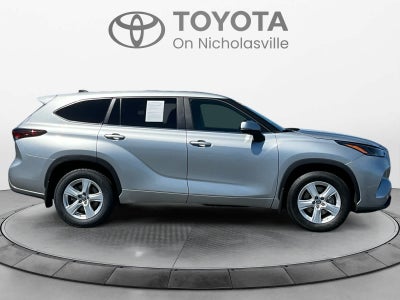 2024 Toyota Highlander LE