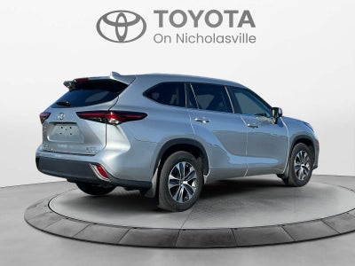 2024 Toyota Highlander XLE