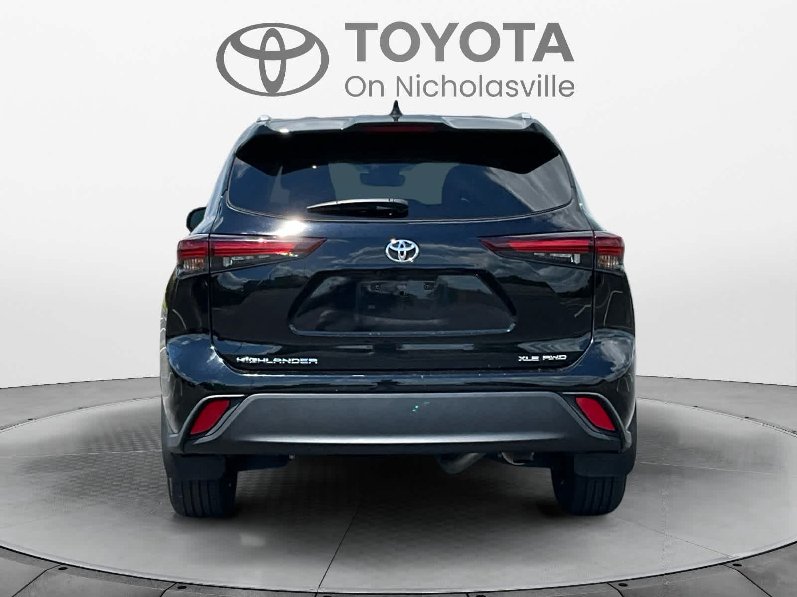 2024 Toyota Highlander XLE