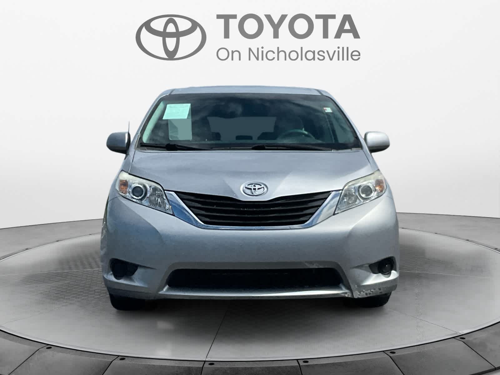 2013 Toyota Sienna LE