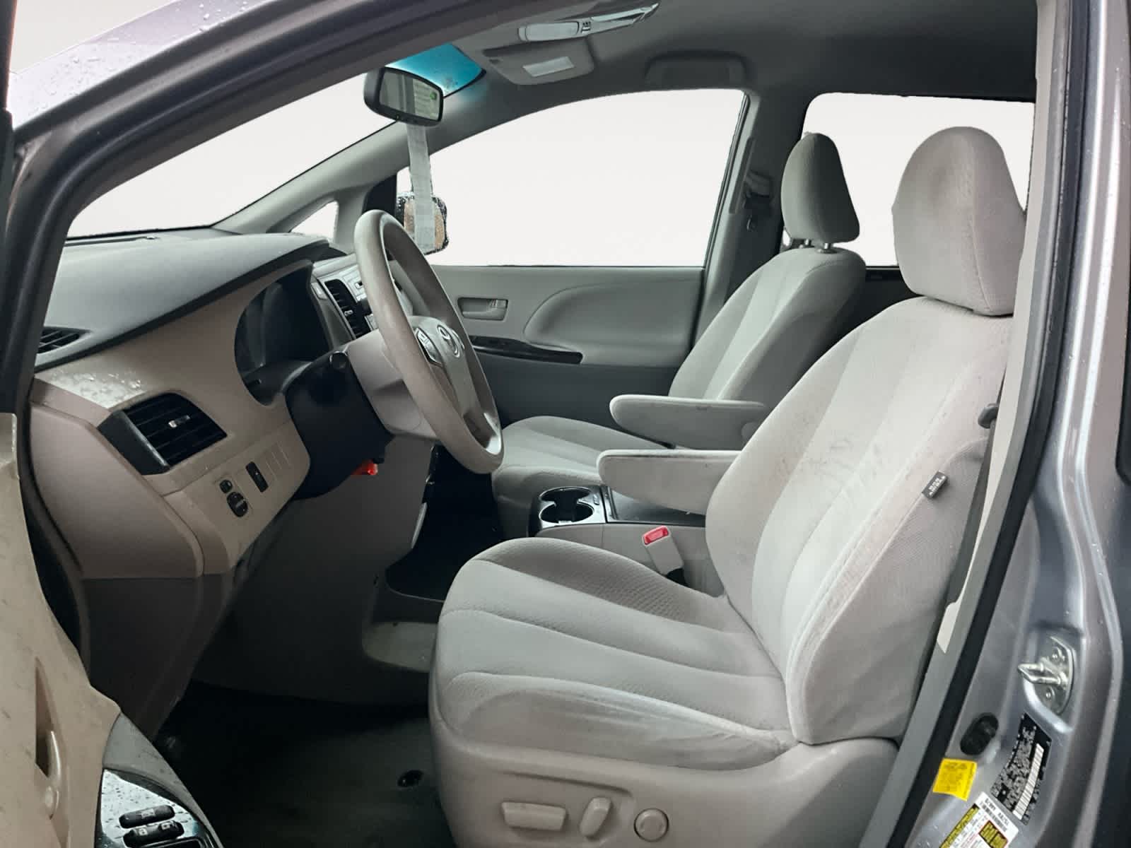 2013 Toyota Sienna LE