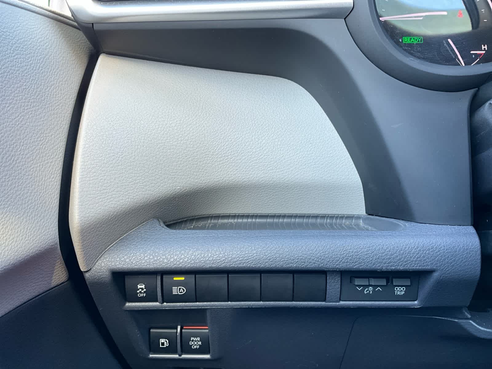 2022 Toyota Sienna LE