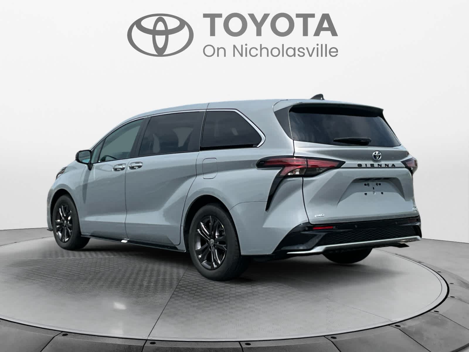 2024 Toyota Sienna XSE