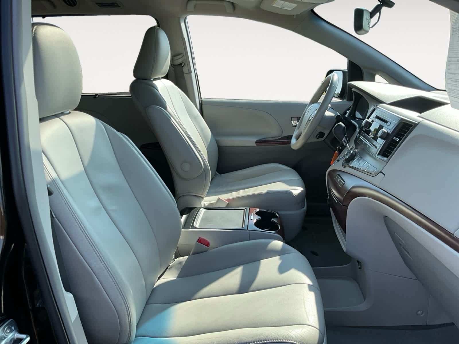 2014 Toyota Sienna XLE