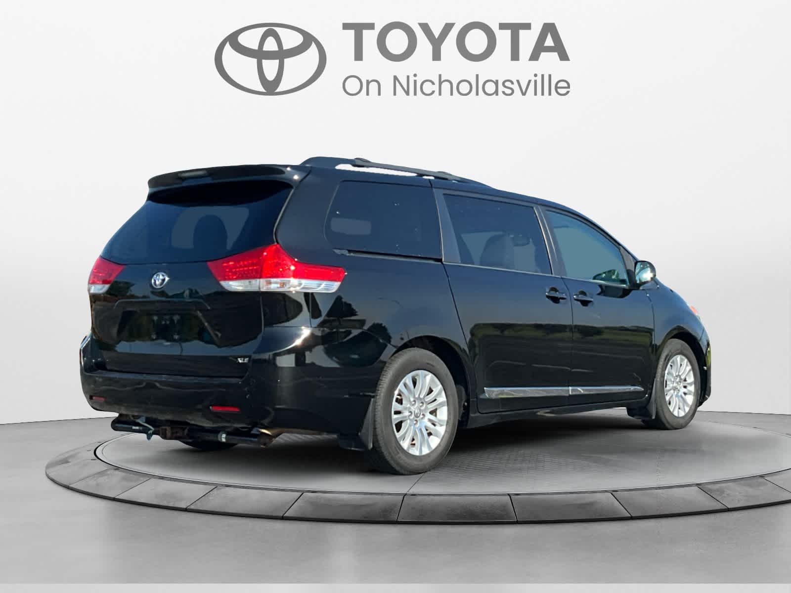 2014 Toyota Sienna XLE