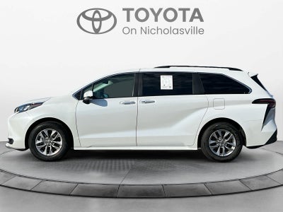 2026 Toyota Sienna XLE