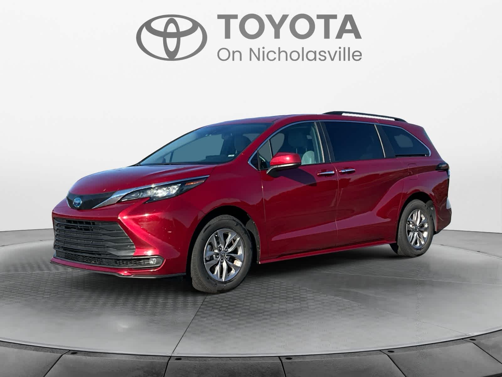 2025 Toyota Sienna XLE