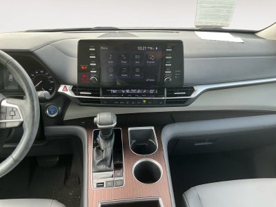 2021 Toyota Sienna XLE