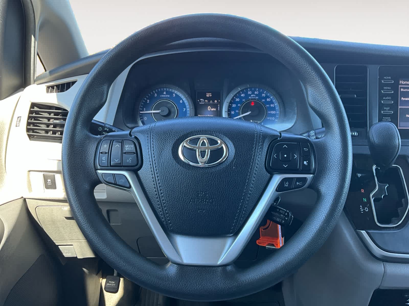 2020 Toyota Sienna L
