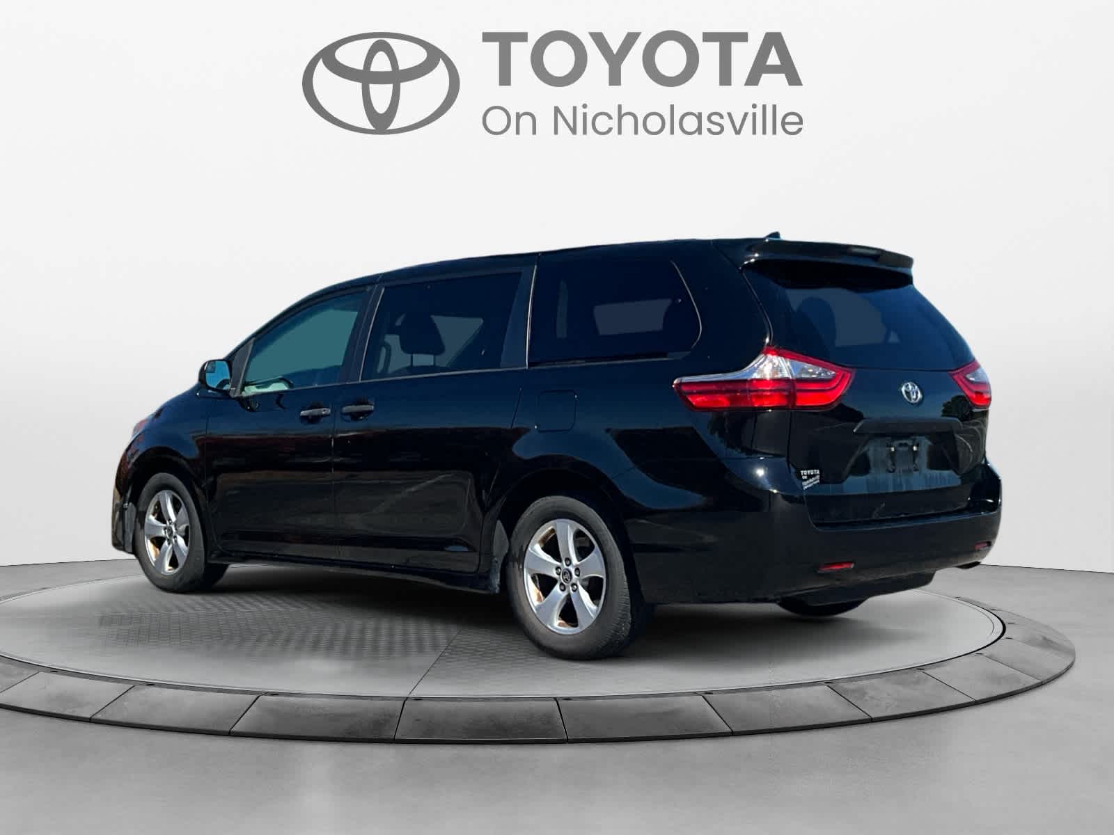 2020 Toyota Sienna L