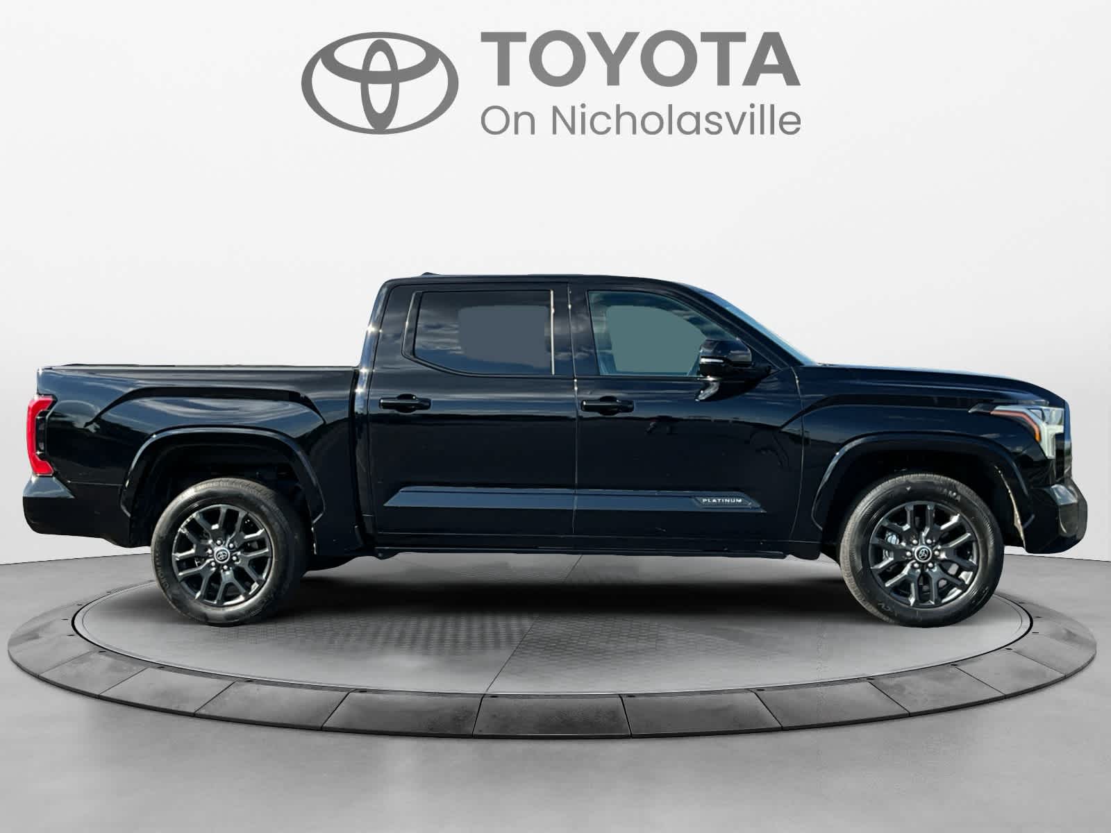 2023 Toyota Tundra Platinum