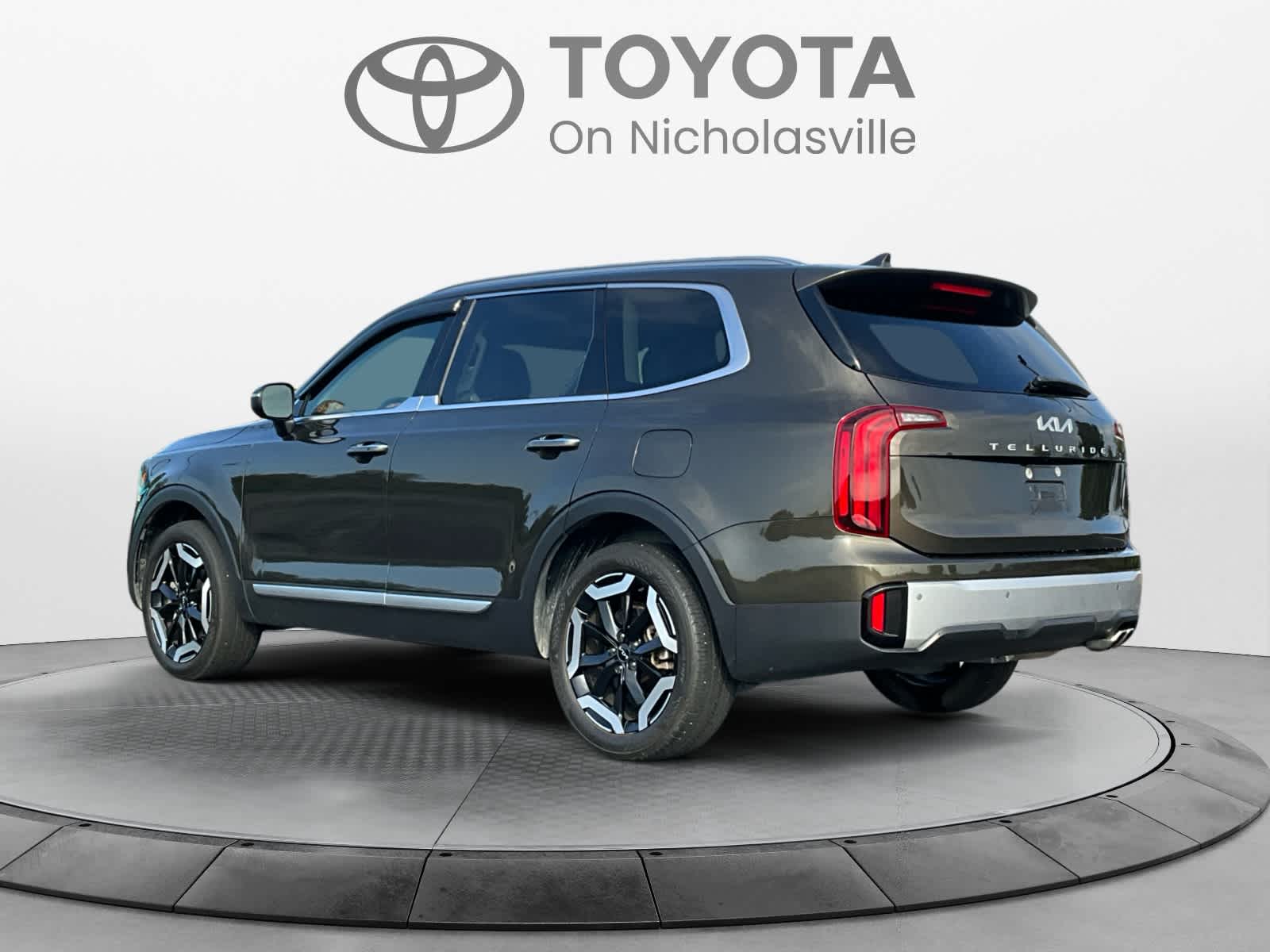2024 Kia Telluride S