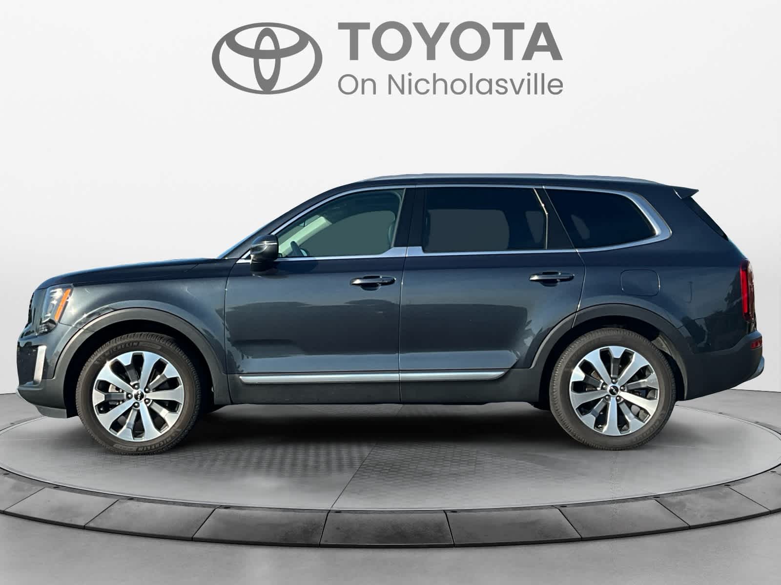 2022 Kia Telluride S