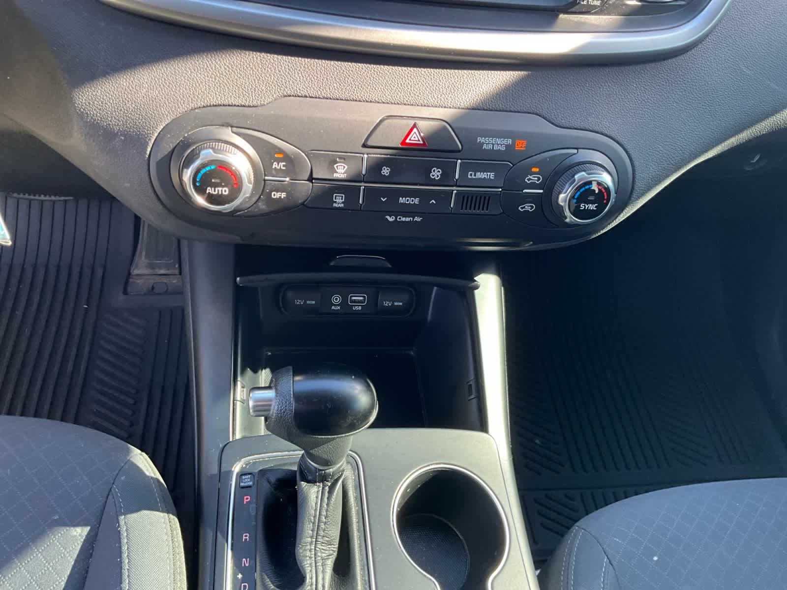2018 Kia Sorento LX