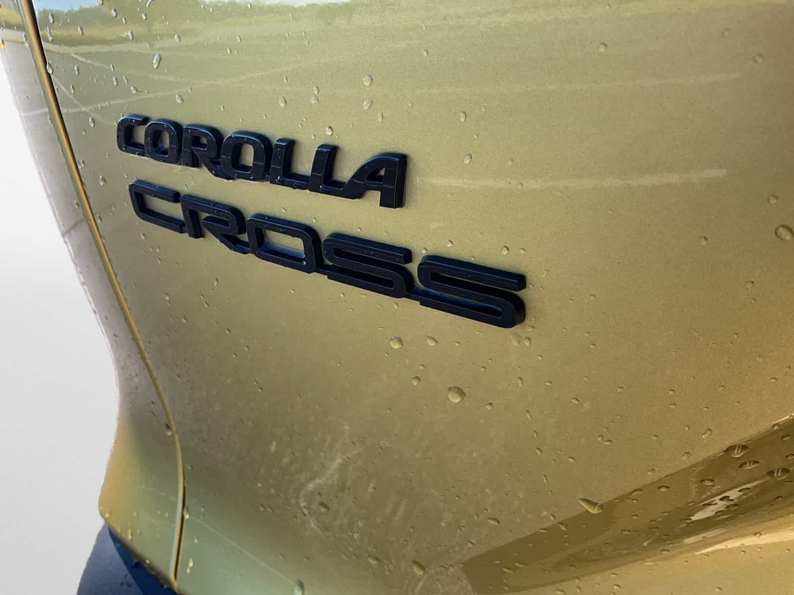 2024 Toyota Corolla Cross Hybrid SE