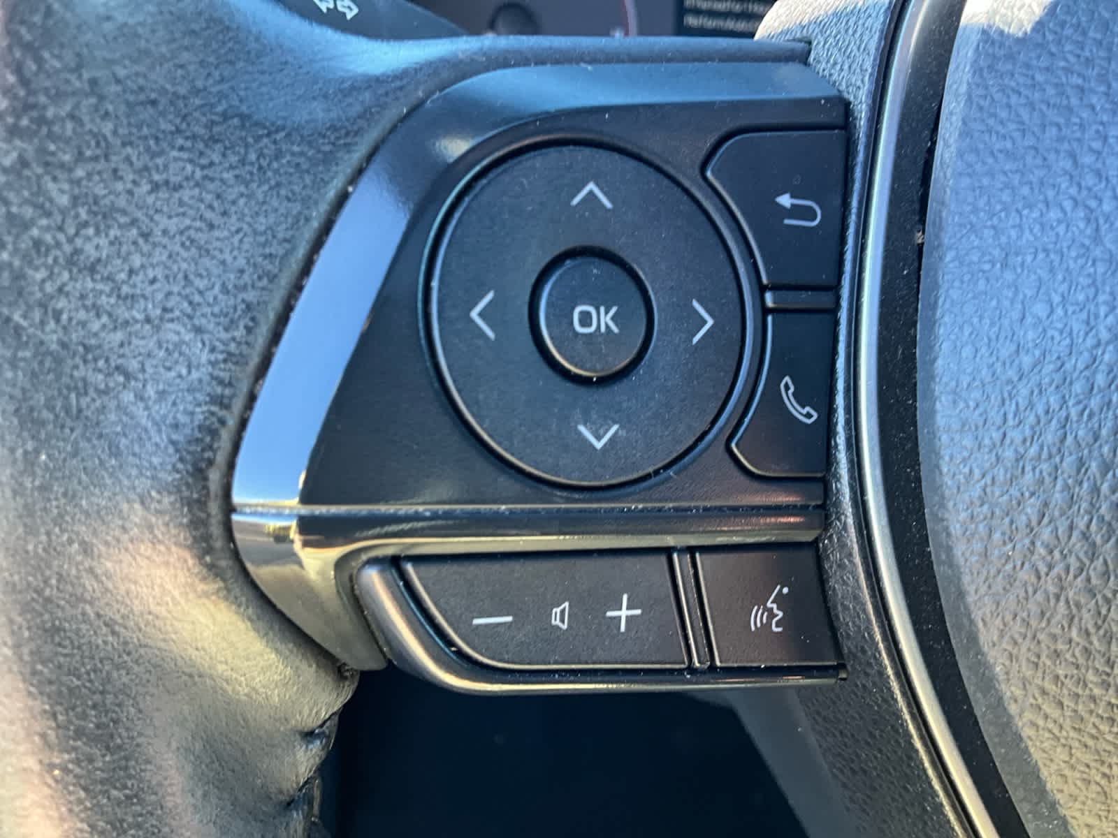 2024 Toyota Corolla Cross Hybrid SE