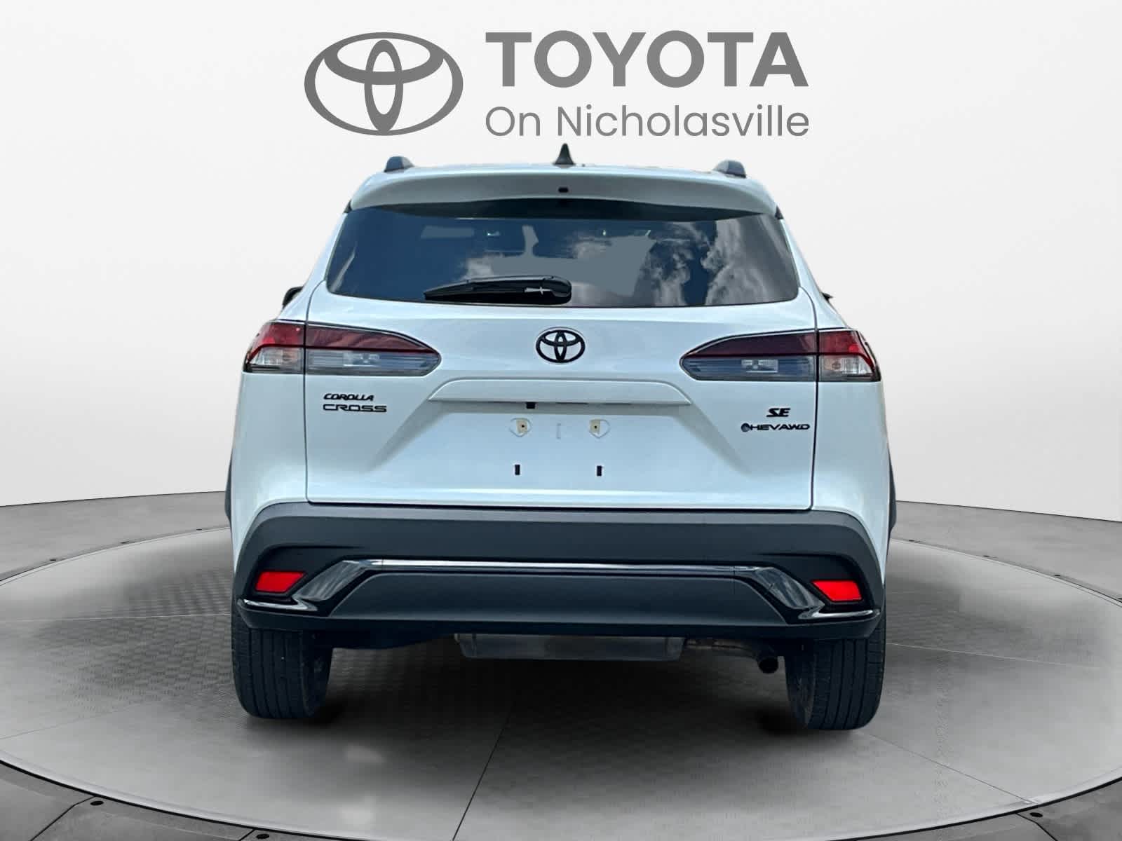 2026 Toyota Corolla Cross Hybrid SE