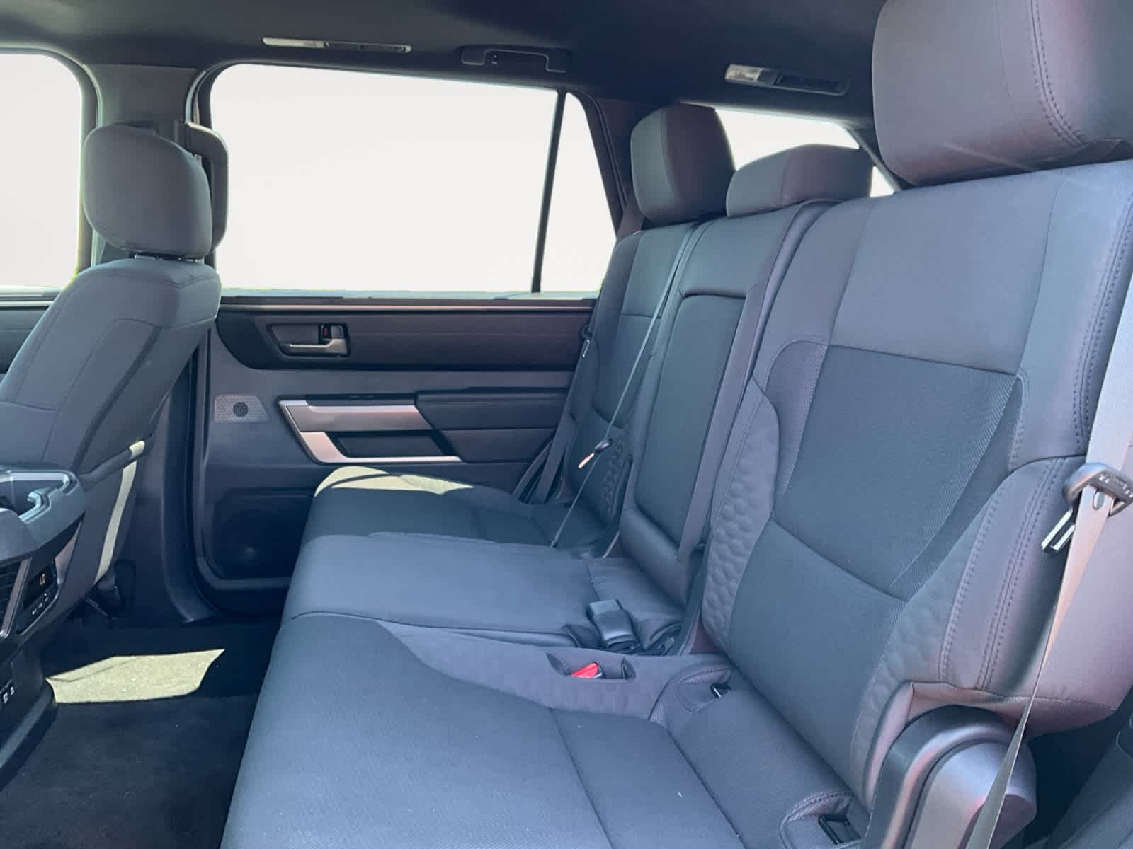 2025 Toyota Sequoia SR5