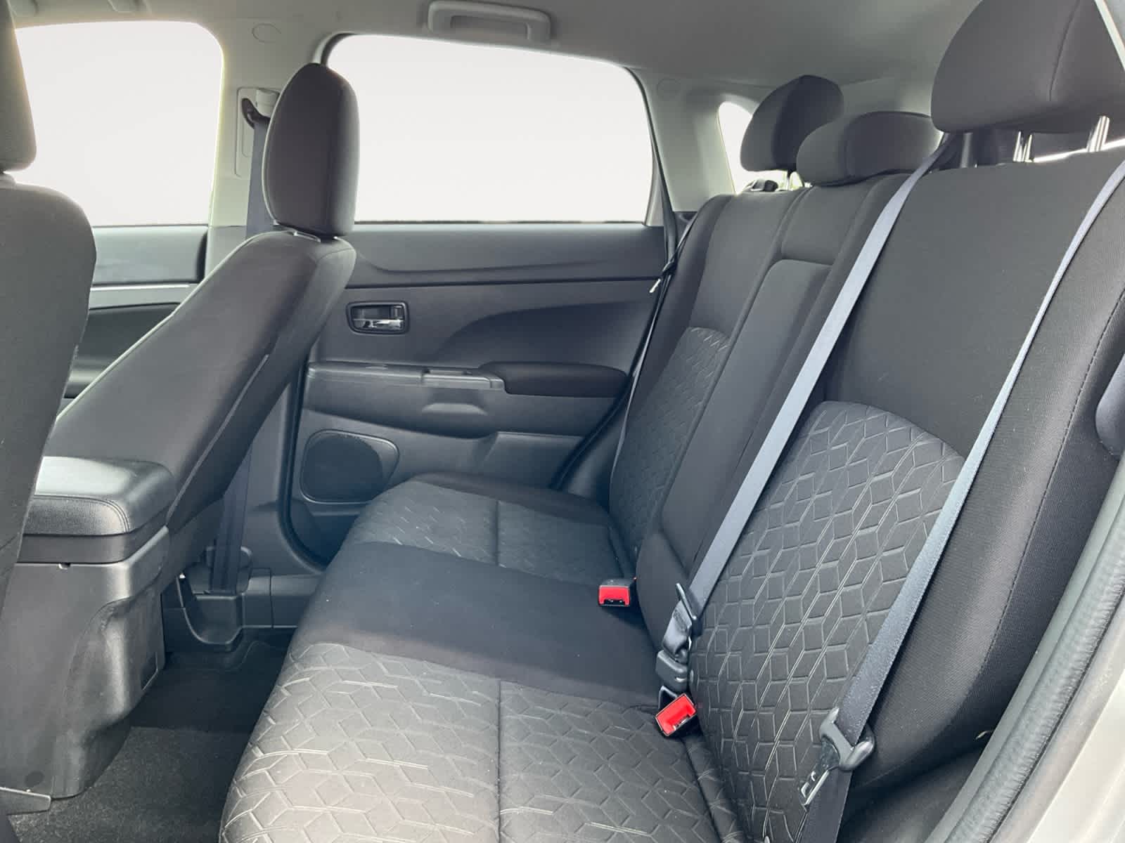 2025 Mitsubishi Outlander Sport ES