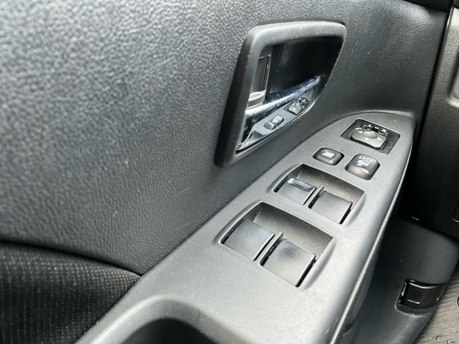2025 Mitsubishi Outlander Sport ES