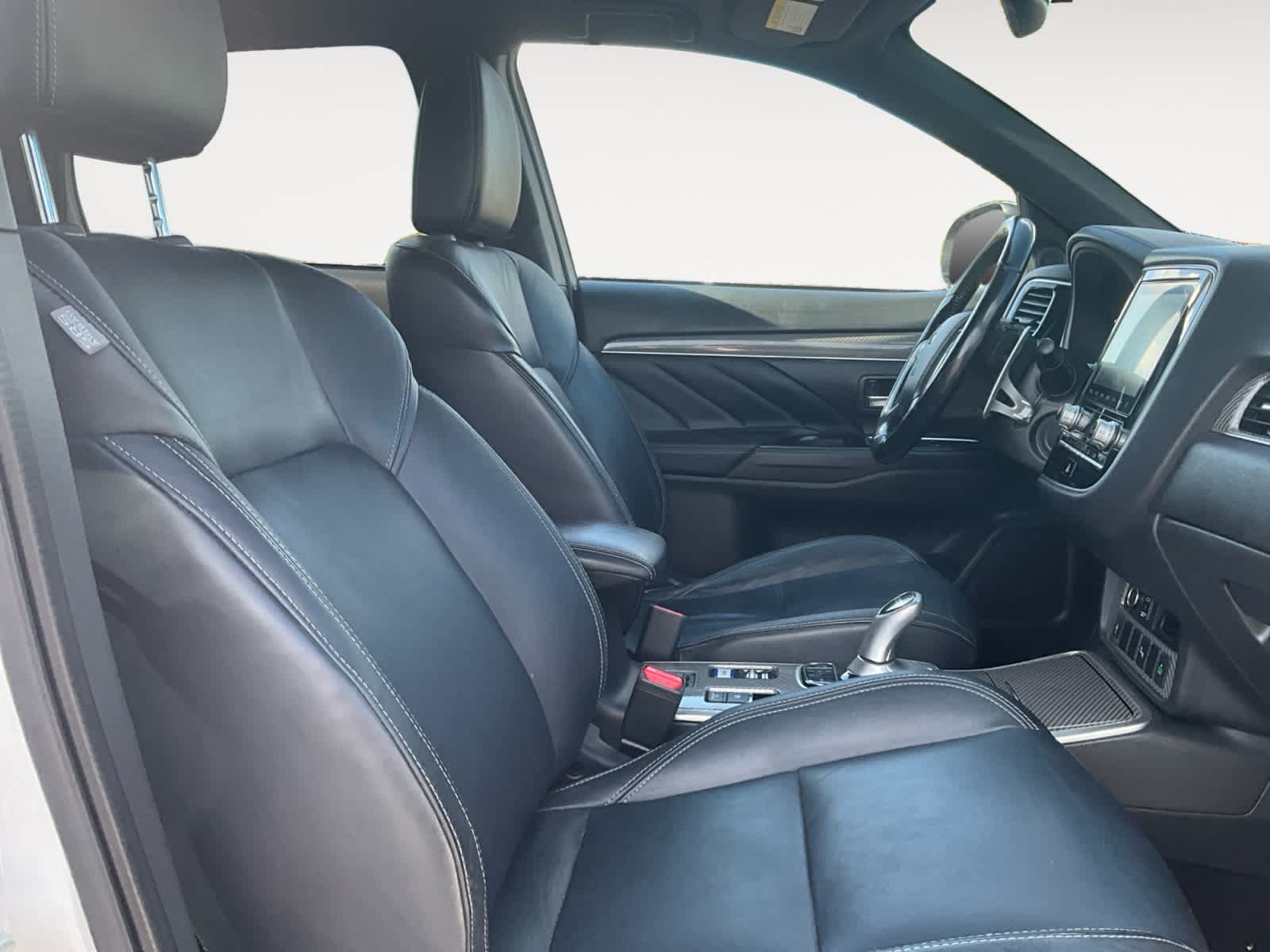 2022 Mitsubishi Outlander PHEV SEL