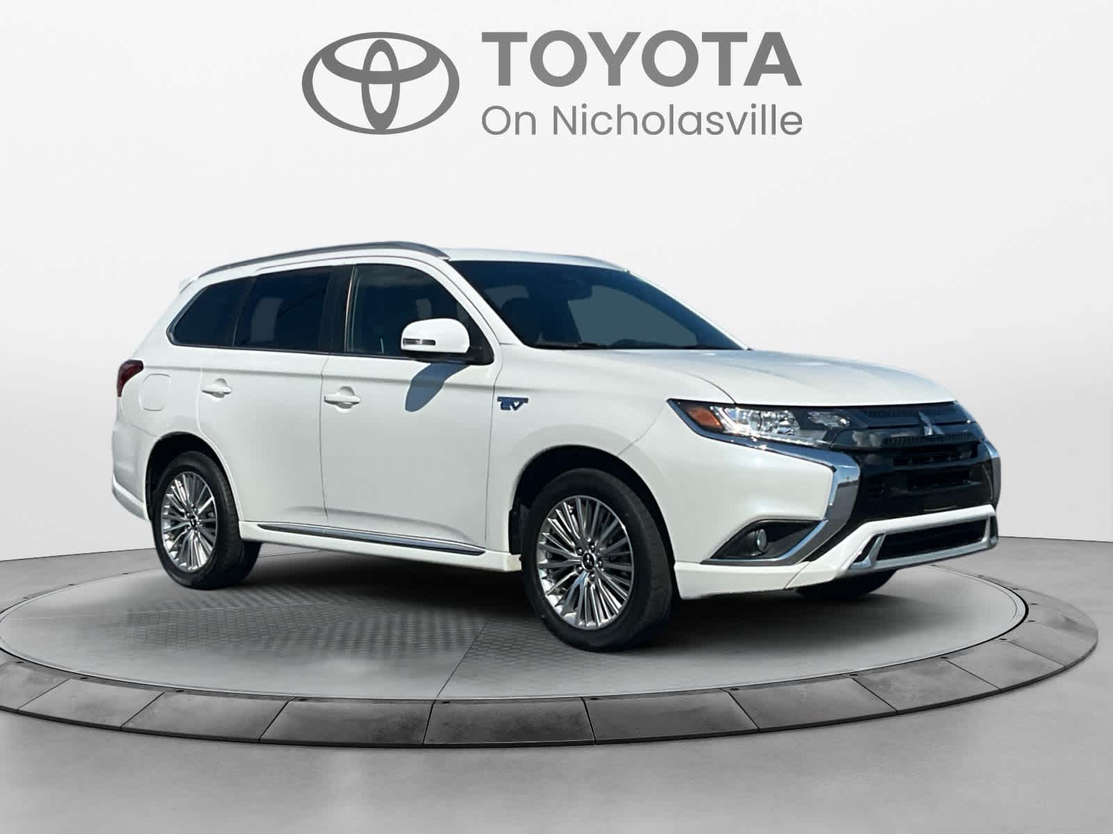 2022 Mitsubishi Outlander PHEV SEL