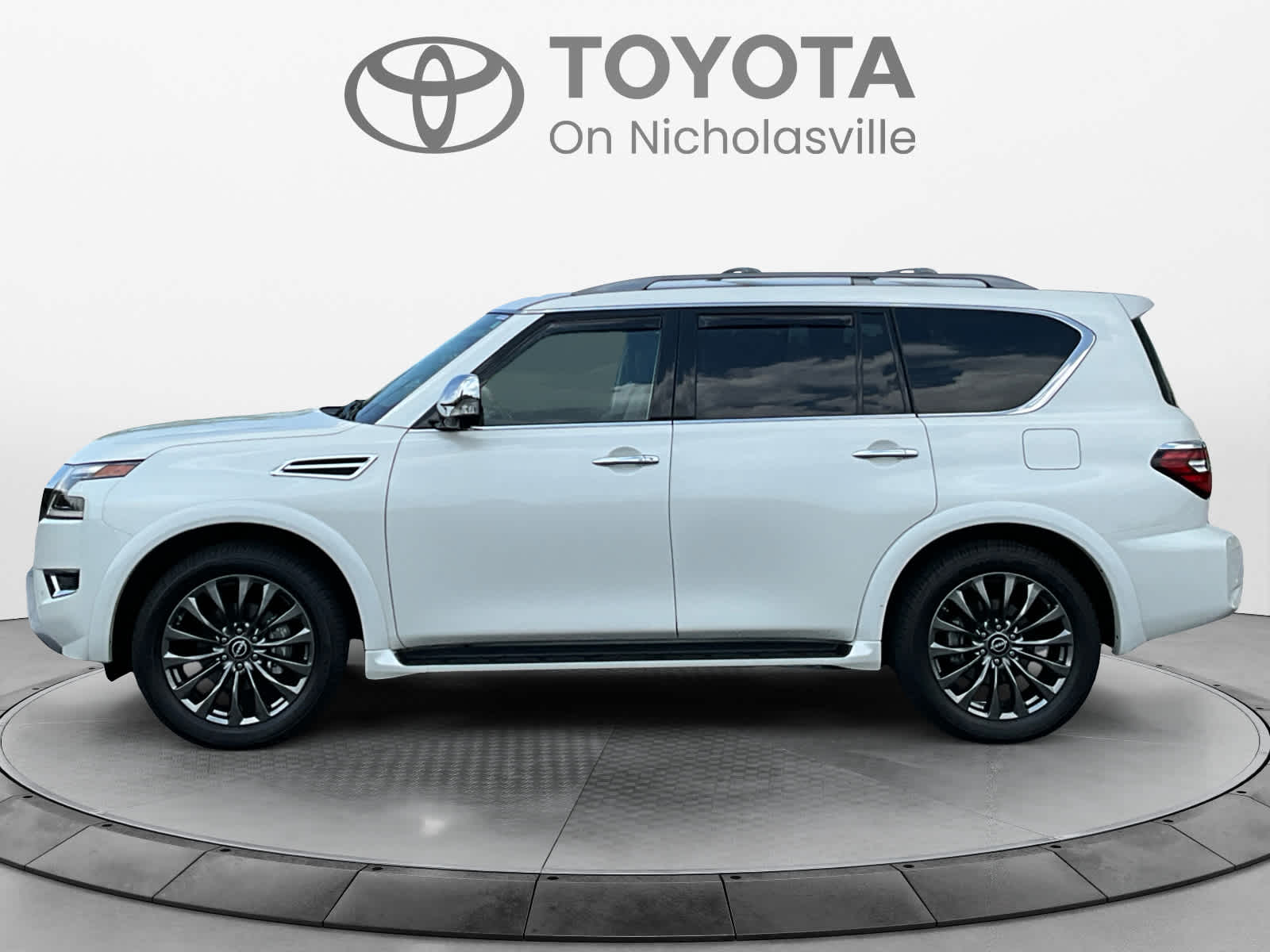2023 Nissan Armada Platinum