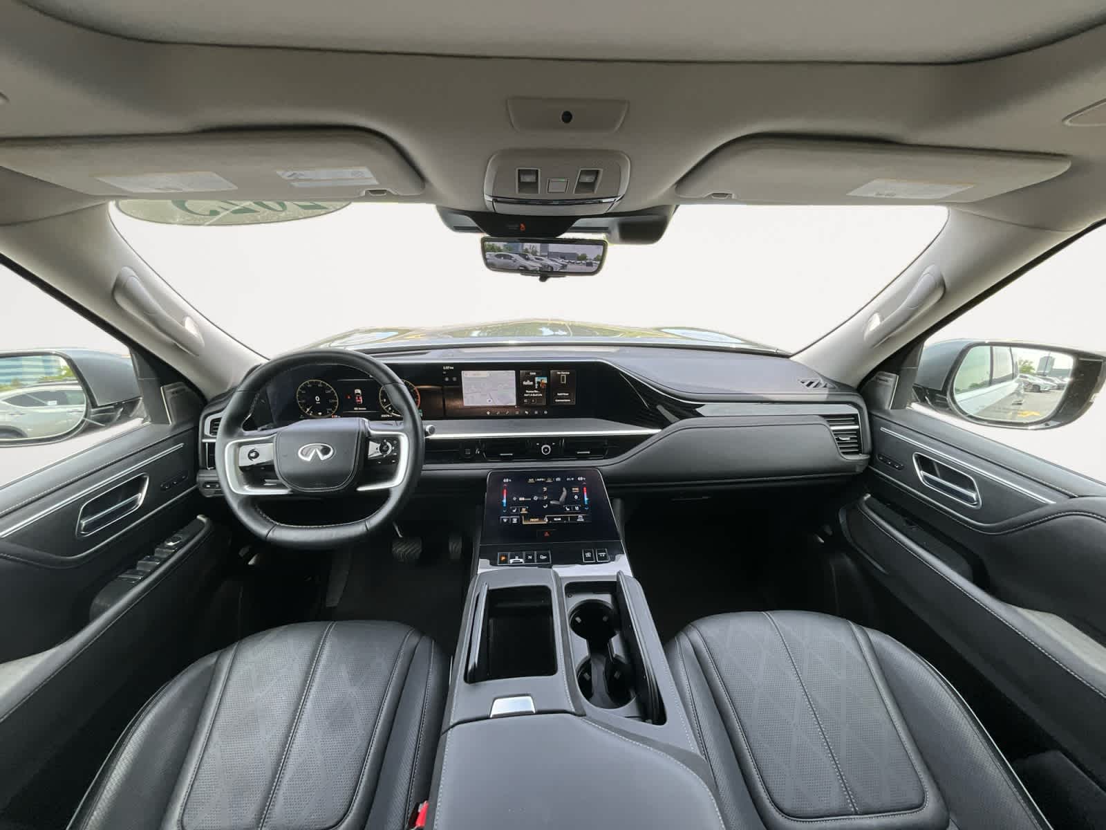 2025 INFINITI QX80 SENSORY