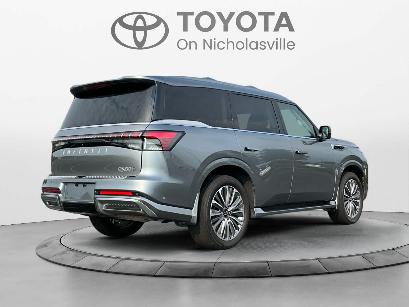 2025 INFINITI QX80 SENSORY