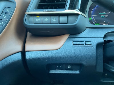 2025 Toyota Crown Signia Limited