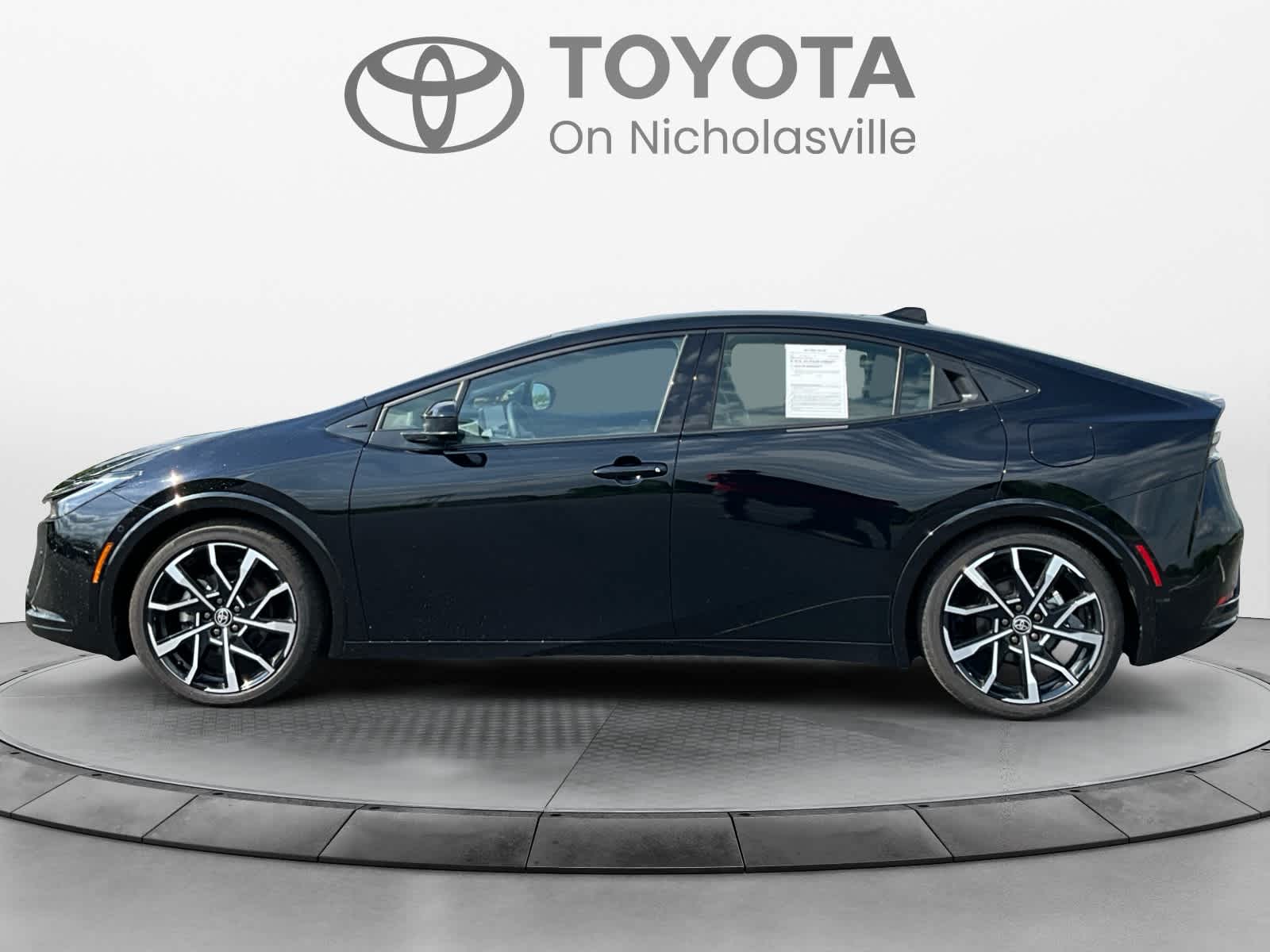 2025 Toyota Prius Plug-In Hybrid XSE Premium