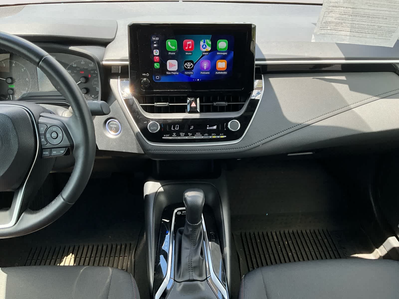 2024 Toyota Corolla Hybrid SE