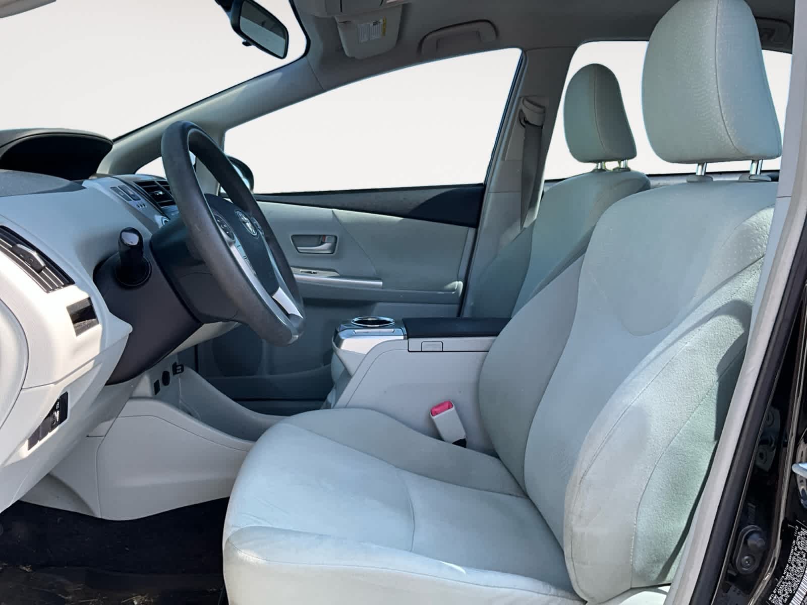 2013 Toyota Prius V Two