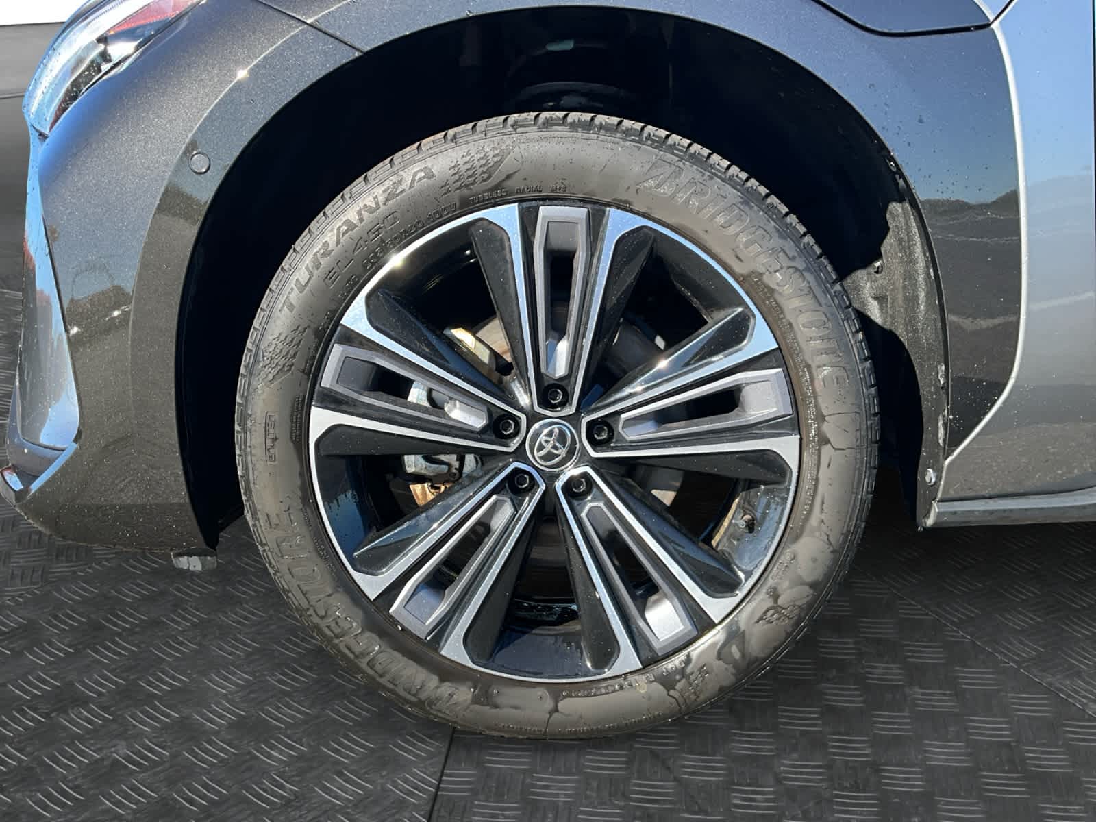 2024 Toyota bZ4X Limited