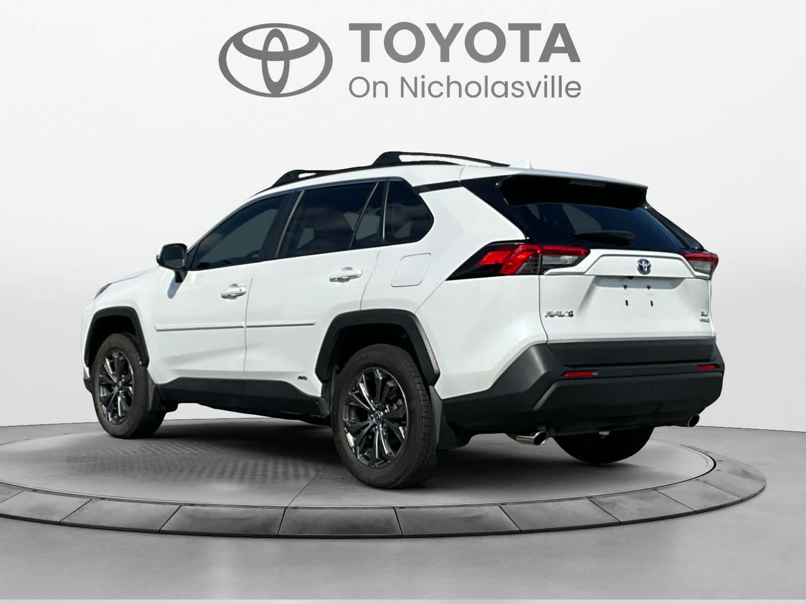 2024 Toyota RAV4 Hybrid XLE Premium