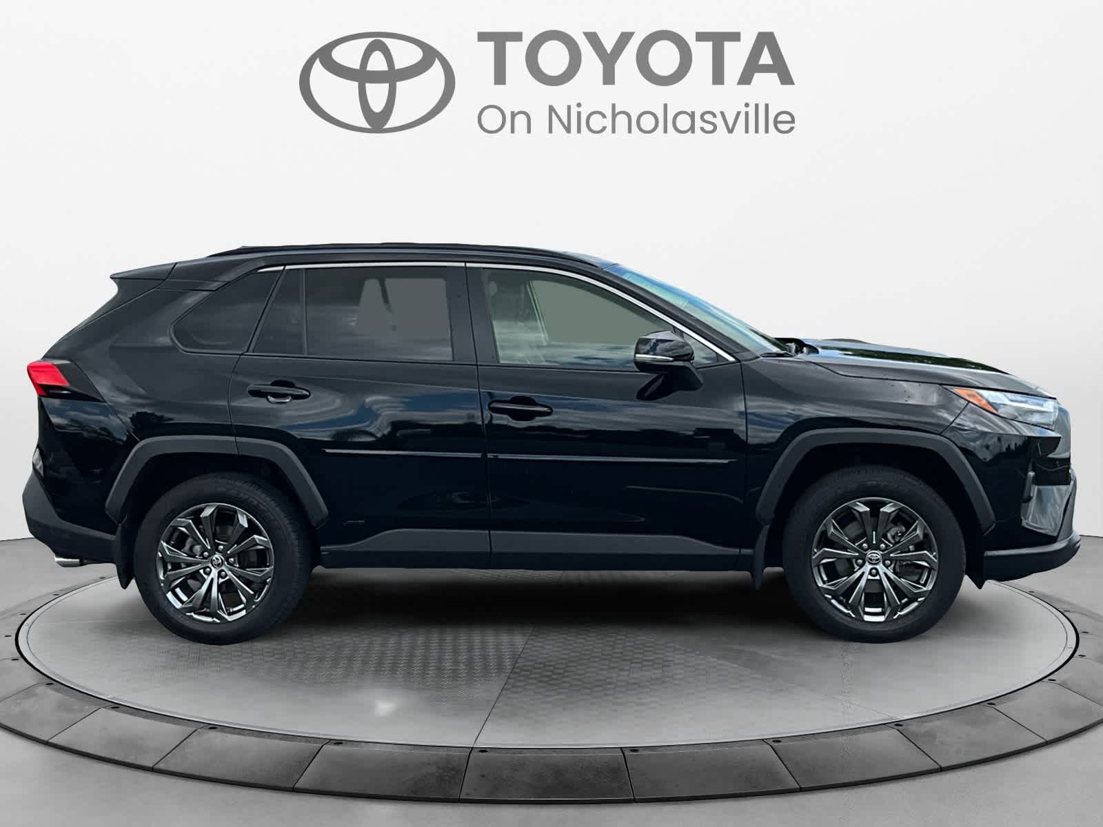 2023 Toyota RAV4 Hybrid XLE Premium