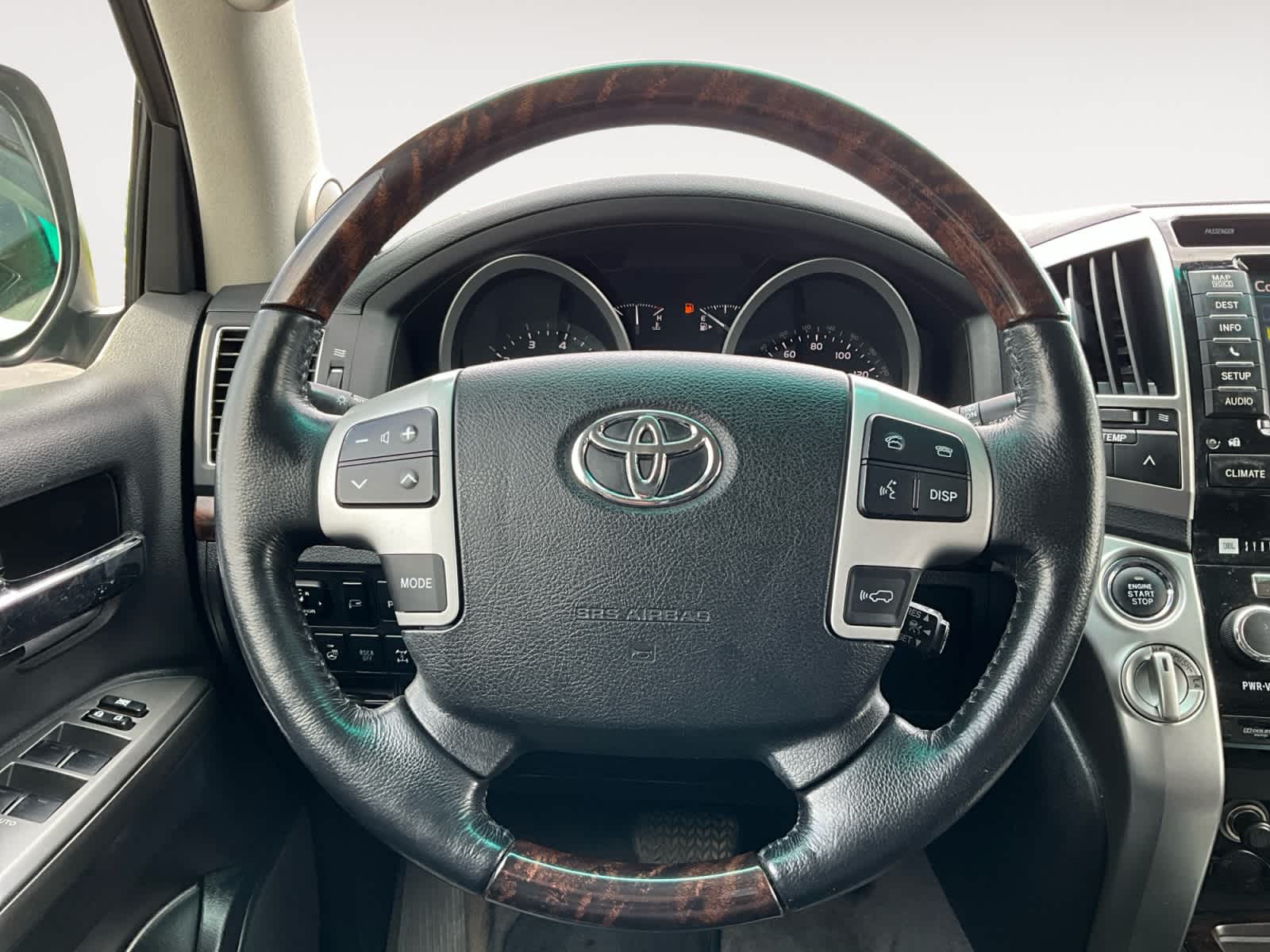 2013 Toyota Land Cruiser 4dr 4WD (Natl)