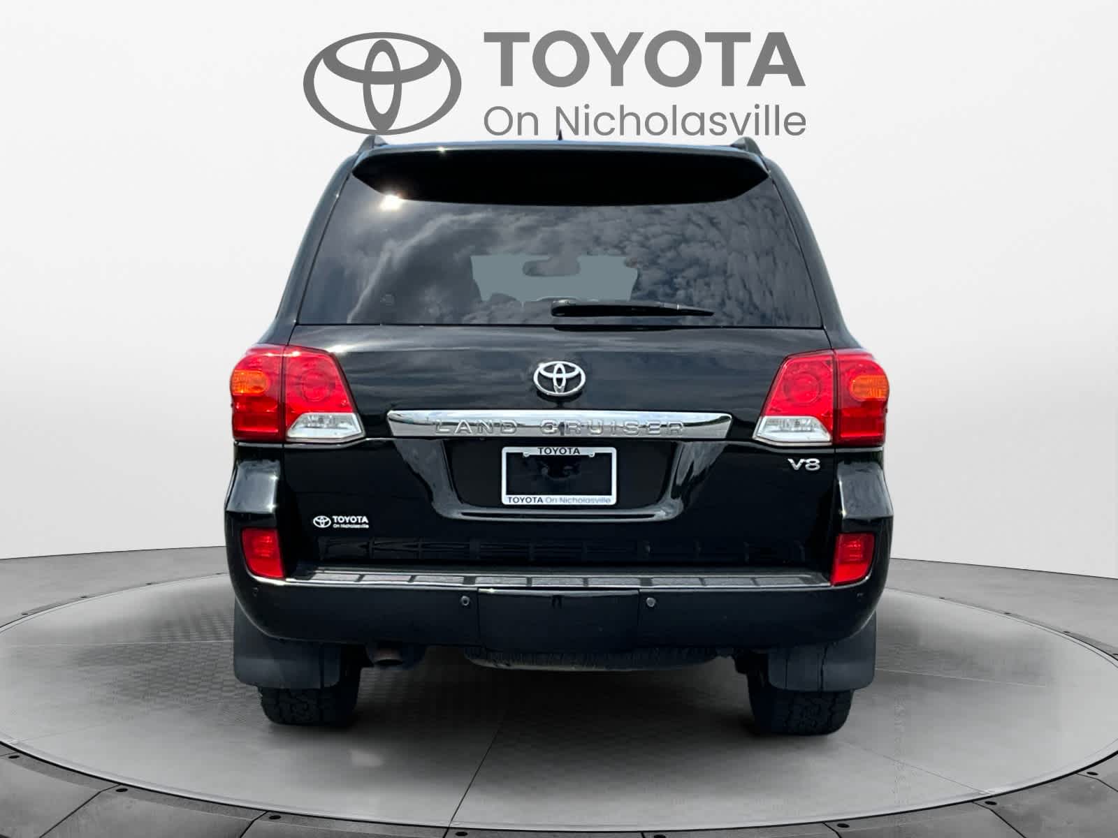 2013 Toyota Land Cruiser 4dr 4WD (Natl)
