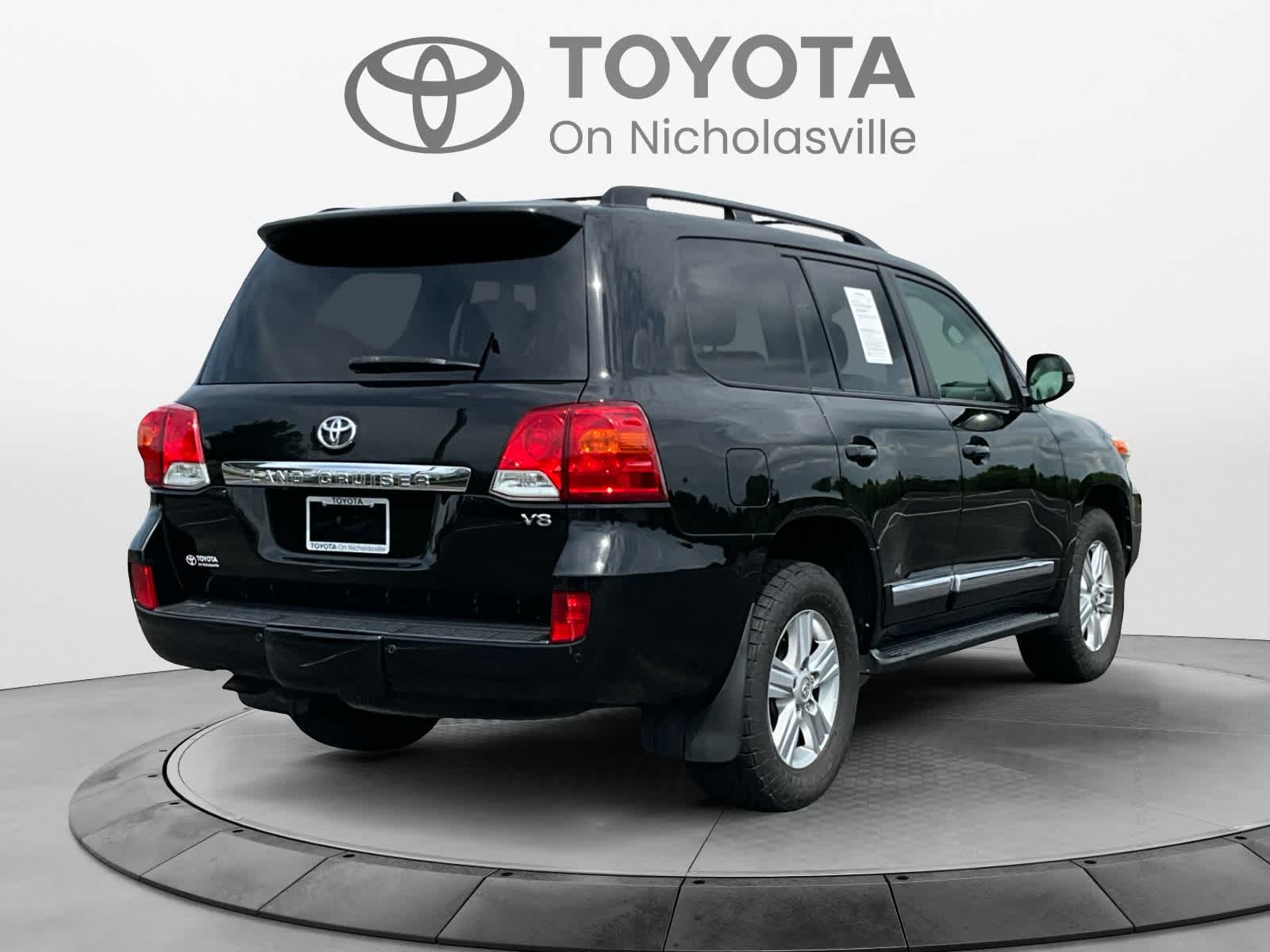2013 Toyota Land Cruiser 4dr 4WD (Natl)