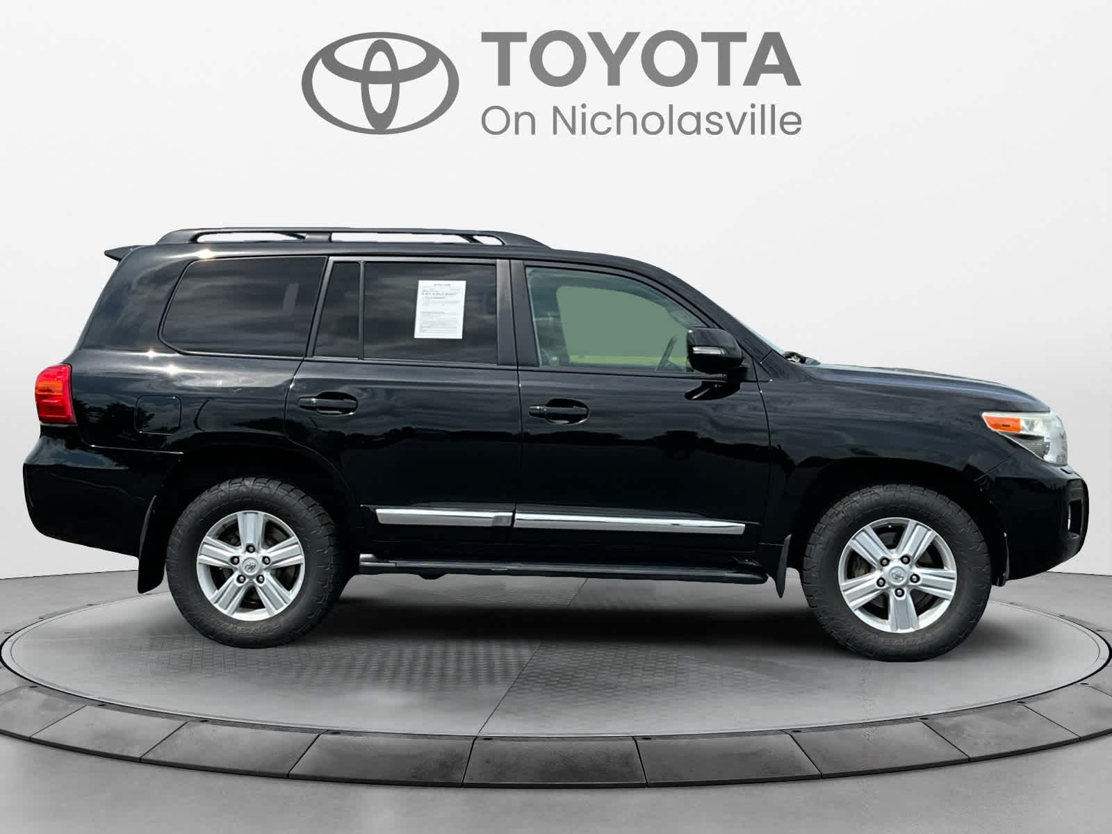 2013 Toyota Land Cruiser 4dr 4WD (Natl)