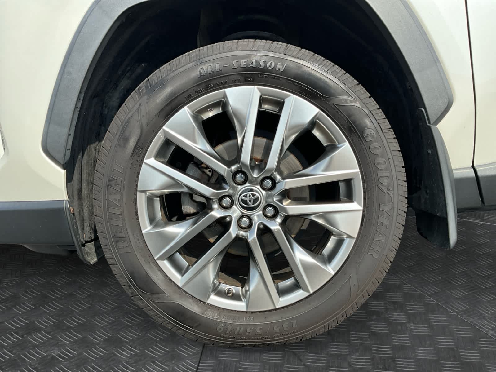 2020 Toyota RAV4 Limited