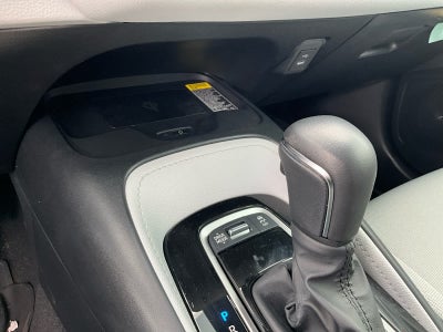 2025 Toyota Corolla Hatchback SE