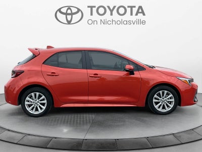 2025 Toyota Corolla Hatchback SE