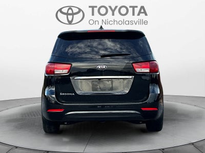 2017 Kia Sedona L