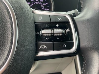 2023 Kia Carnival LX