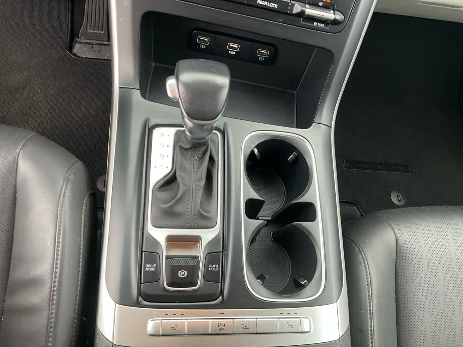 2023 Kia Carnival LX
