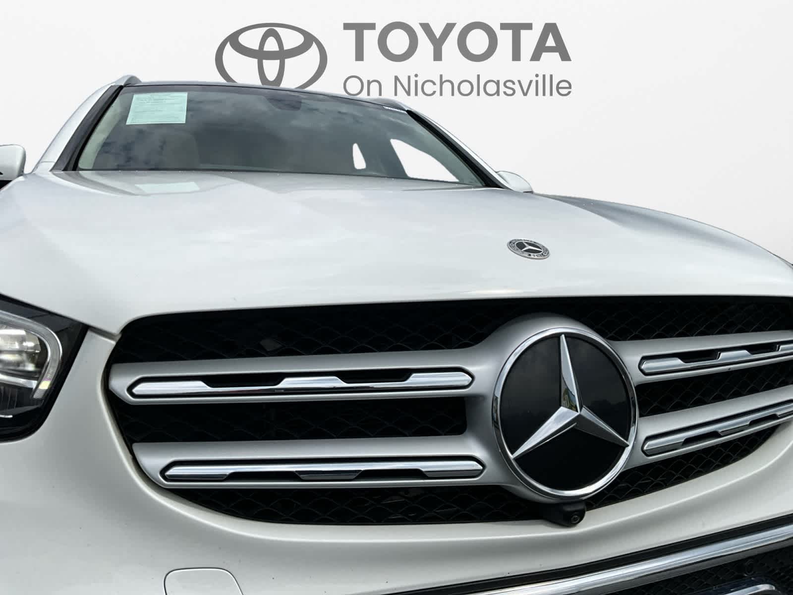 2021 Mercedes-Benz GLC 300 GLC 300